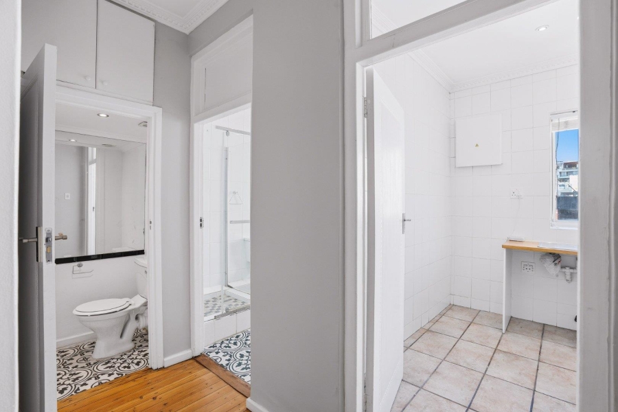 To Let 2 Bedroom Property for Rent in Sea Point Western Cape